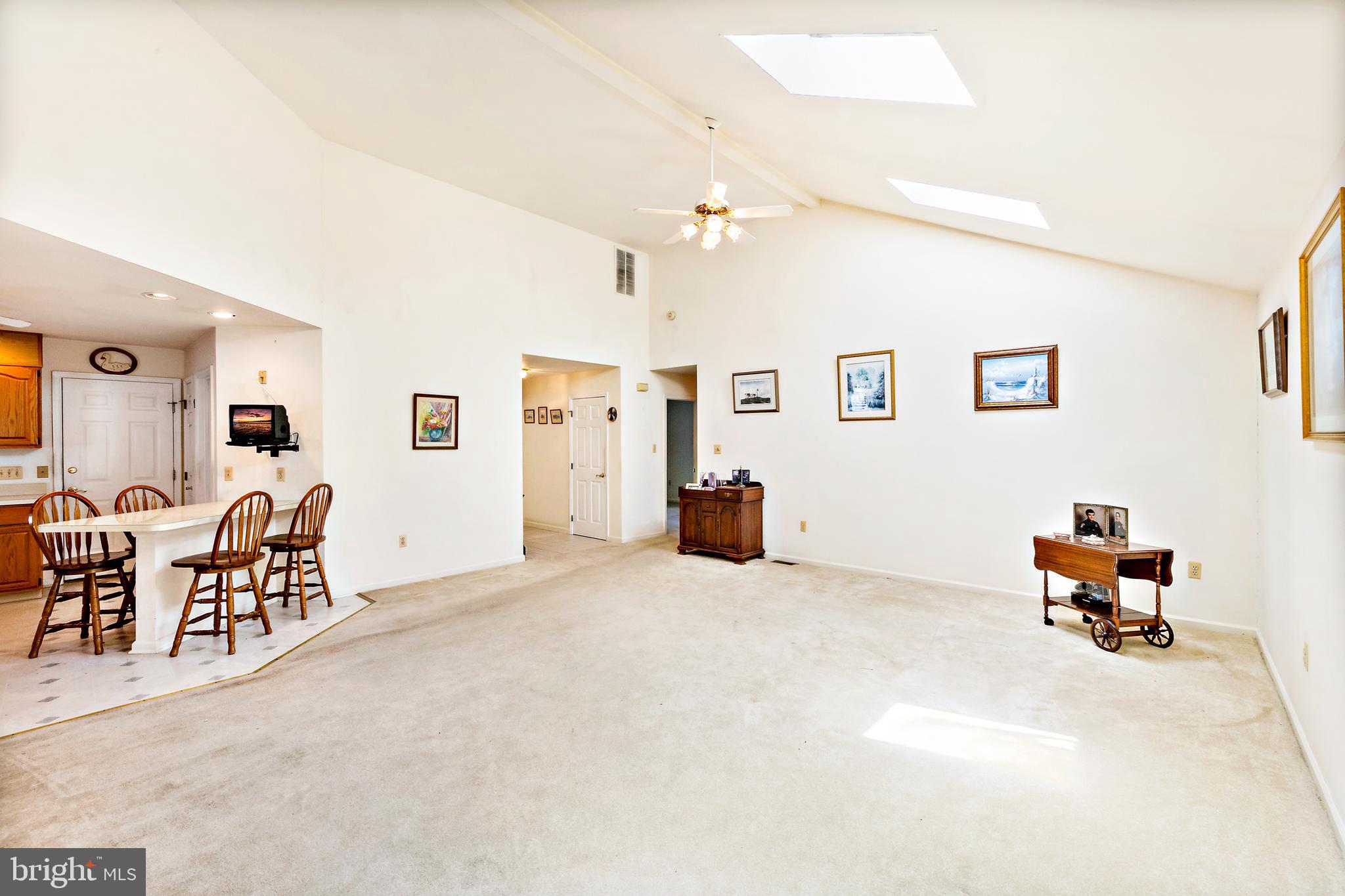 126 Inlet Avenue Manahawkin, NJ 08050 - Photo 3 of 41 Gallery Image 3