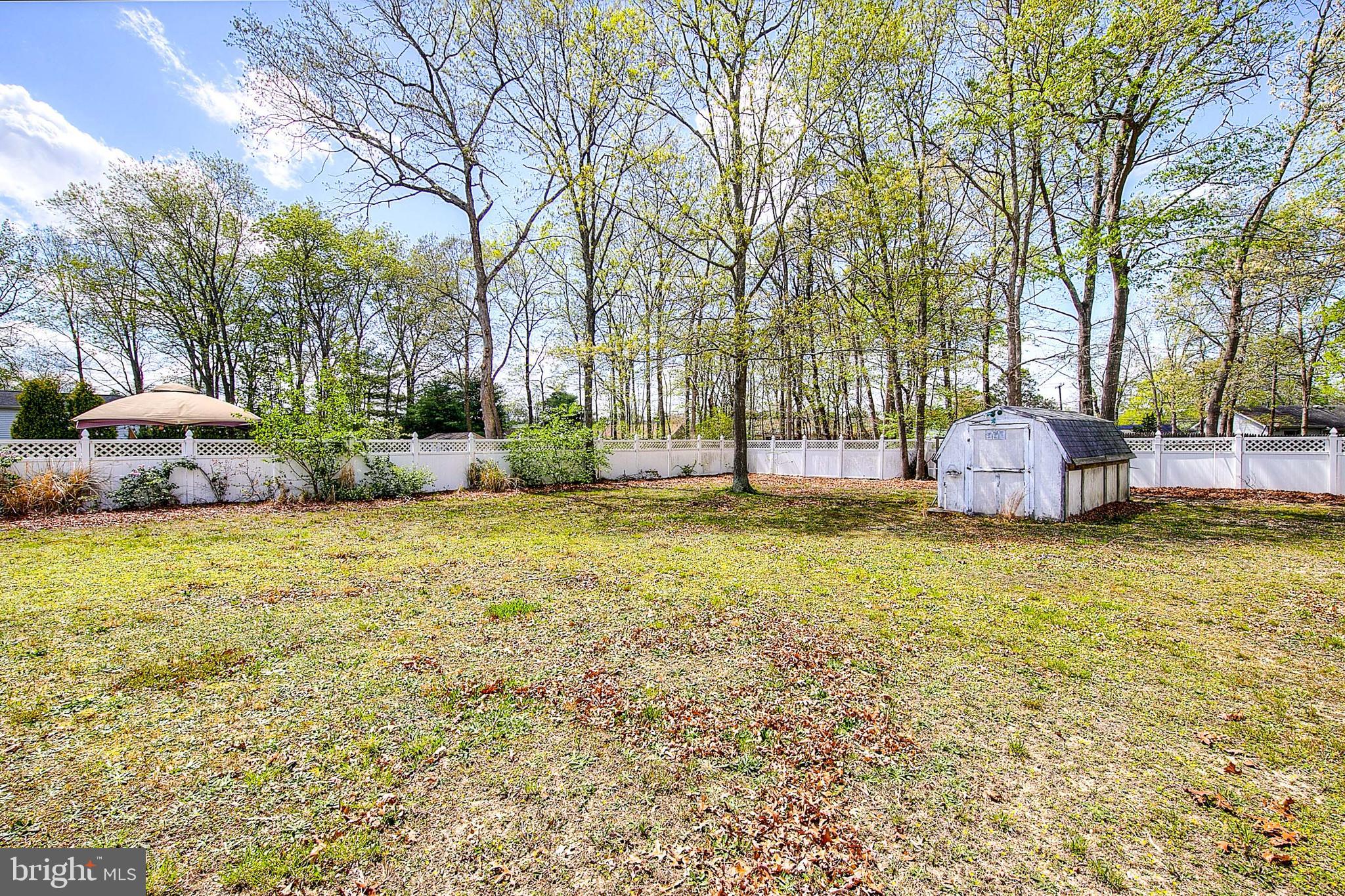126 Inlet Avenue Manahawkin, NJ 08050 - Photo 27 of 41 Gallery Image 27