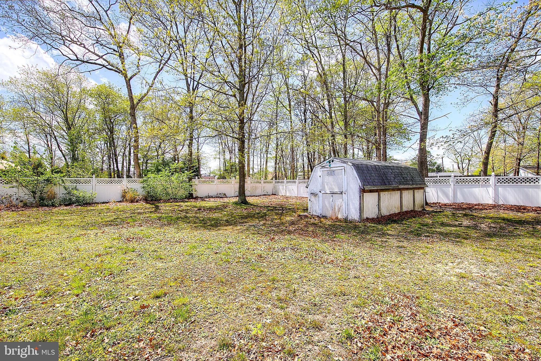 126 Inlet Avenue Manahawkin, NJ 08050 - Photo 29 of 41 Gallery Image 29
