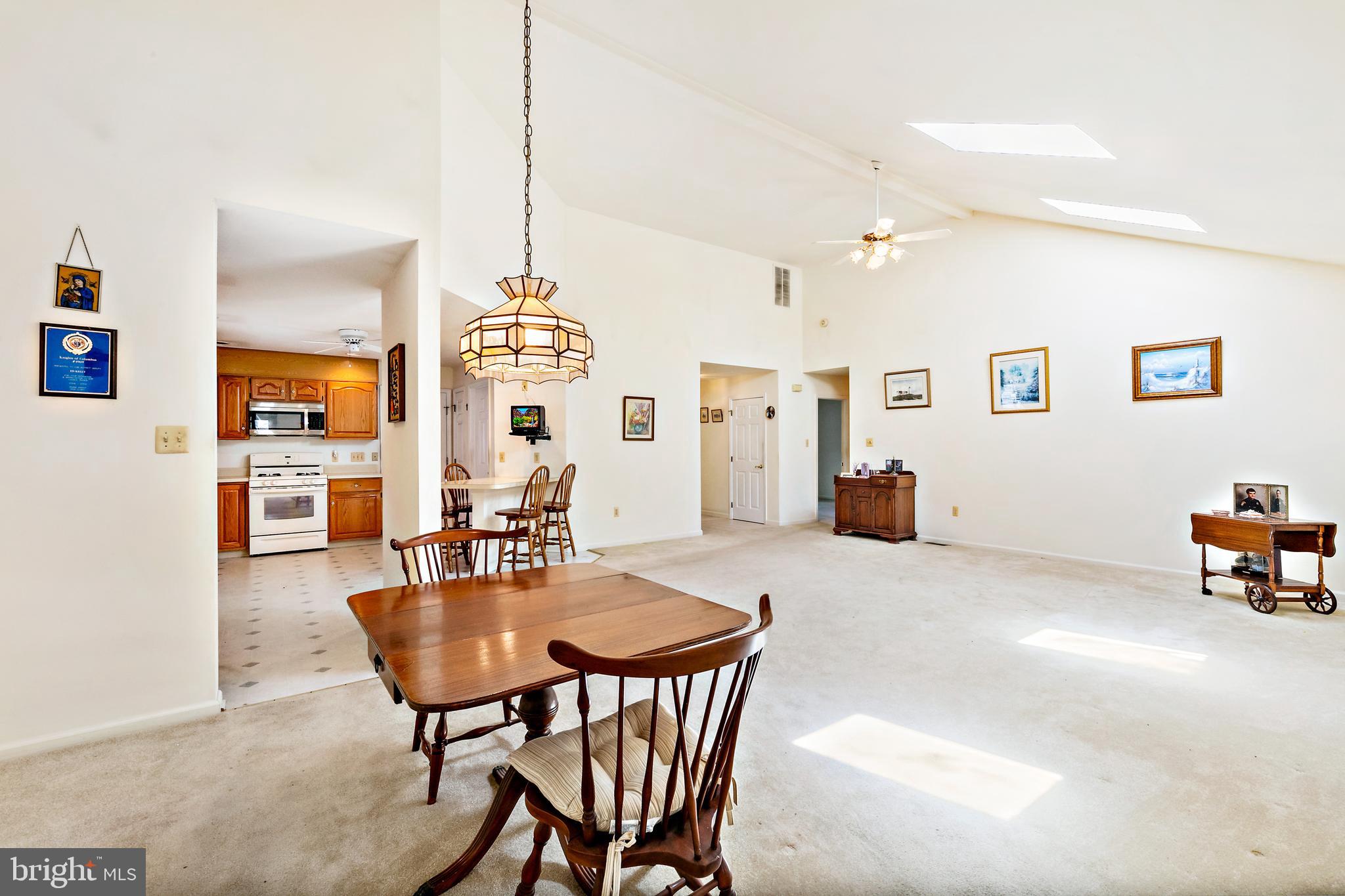 126 Inlet Avenue Manahawkin, NJ 08050 - Photo 4 of 41 Gallery Image 4