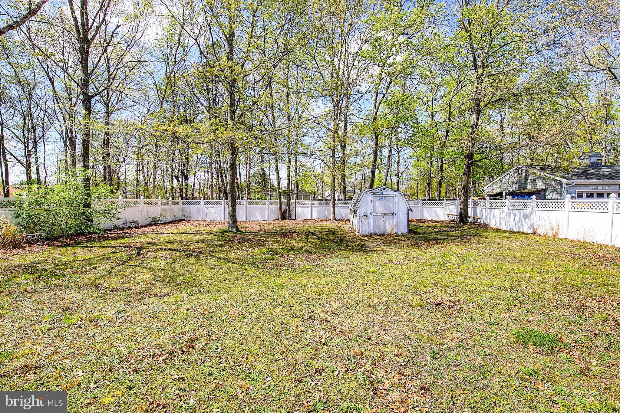 126 Inlet Avenue Manahawkin, NJ 08050 - Photo 33 of 41 Gallery Image 33