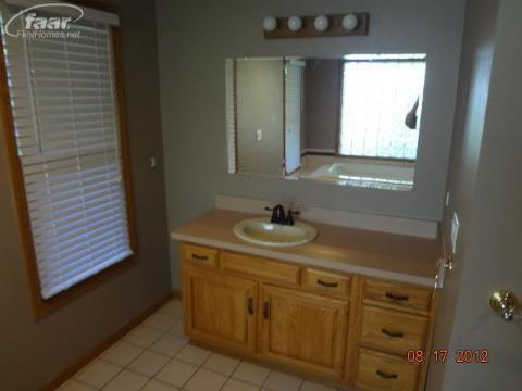 2425 Golf Club Road Howell, MI 48843 - Photo 11 of 18 20265521-10.JPG