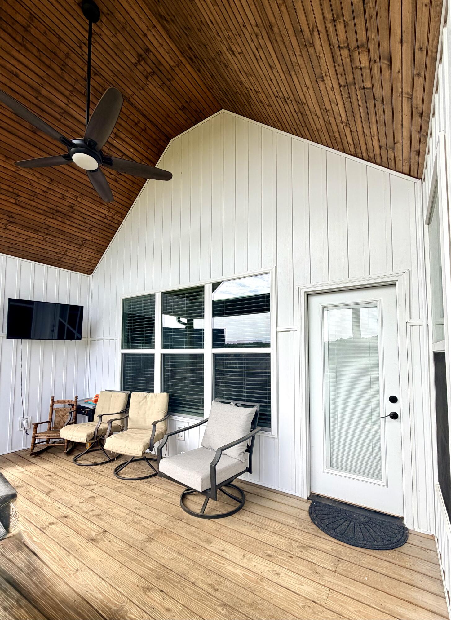 185 Hunting Ridge Circle Rock Spring, GA 30739 - Photo 11 of 41 *