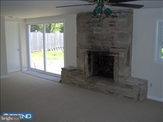 1457 Sinkler Road Warminster, PA 18974 - Photo 4 of 6 Gallery Image 4