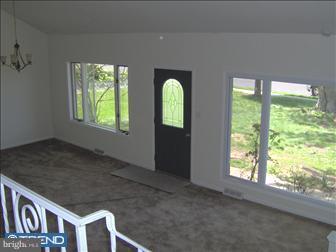 1457 Sinkler Road Warminster, PA 18974 - Photo 5 of 6 Gallery Image 5