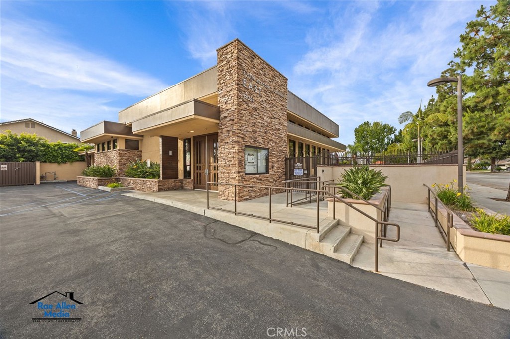 14892 Braeburn Road Tustin, CA 92780 - Photo 57 of 61