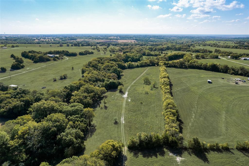 510 North D Ranch Road Waxahachie, TX 75167 - Photo 5 of 38 an aerial view of a houses with a yard