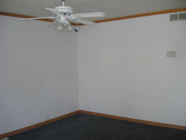 407 6th Street Howe, IN 46746 - Photo 5 of 9 Gallery Image 5