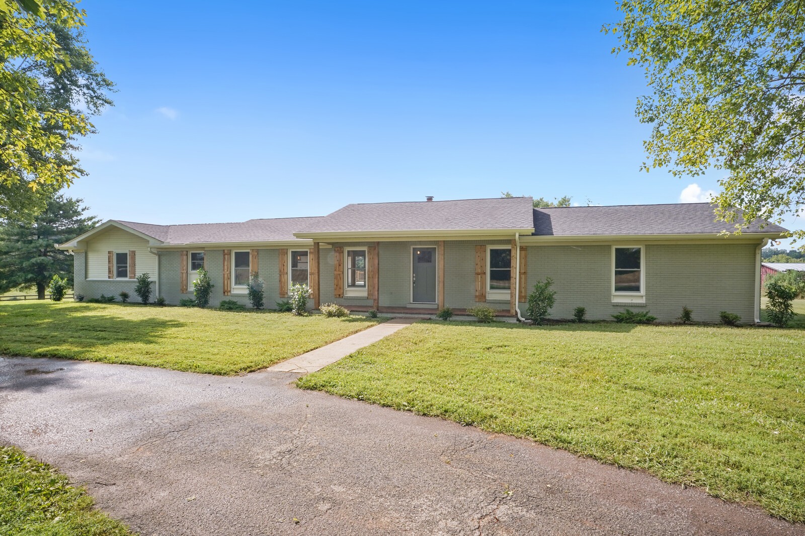 3498 Sandy Springs Road Cedar Hill, TN 37032 - Photo 3 of 40 Gallery Image 3