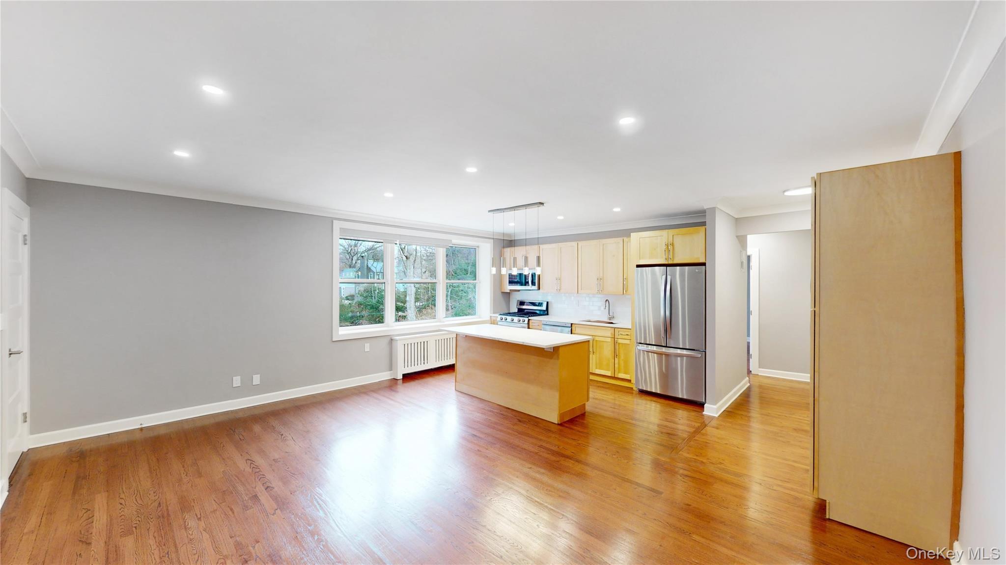 1133 Midland Avenue, Unit 3L Bronxville, NY 10708 - Photo 4 of 19