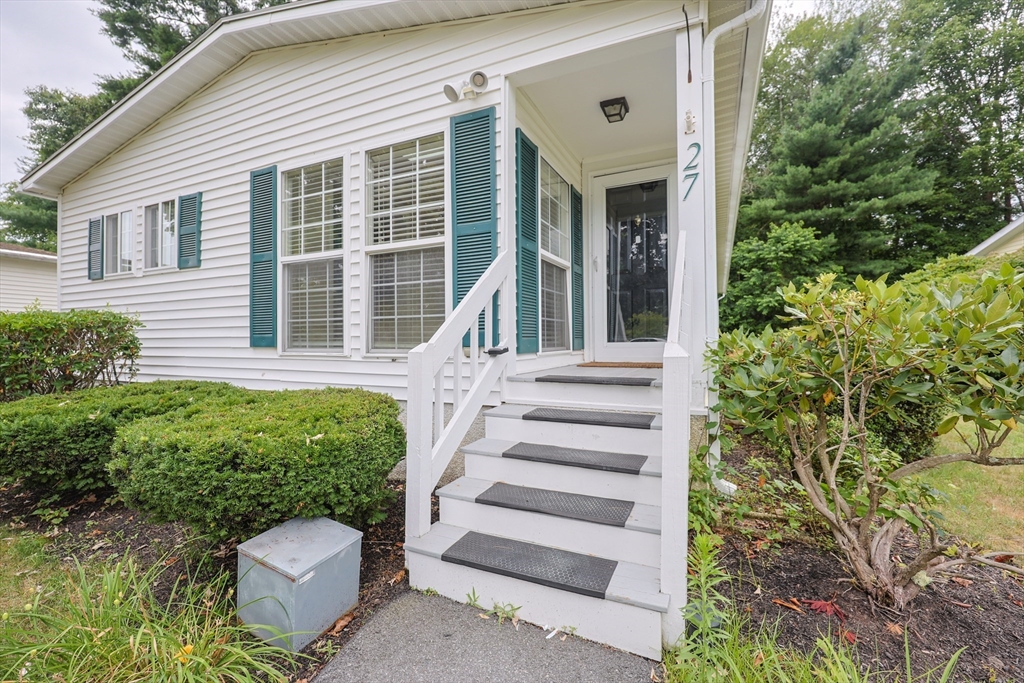 27 Fir Road Rockland, MA 02370 - Photo 2 of 32 Gallery Image 2