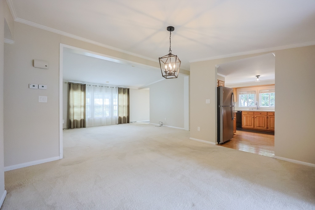 27 Fir Road Rockland, MA 02370 - Photo 9 of 32 Gallery Image 9