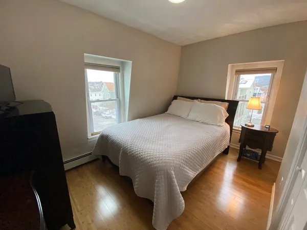 $2,500 | 88 Pearl Street, Unit 3, Somerville, MA 02145