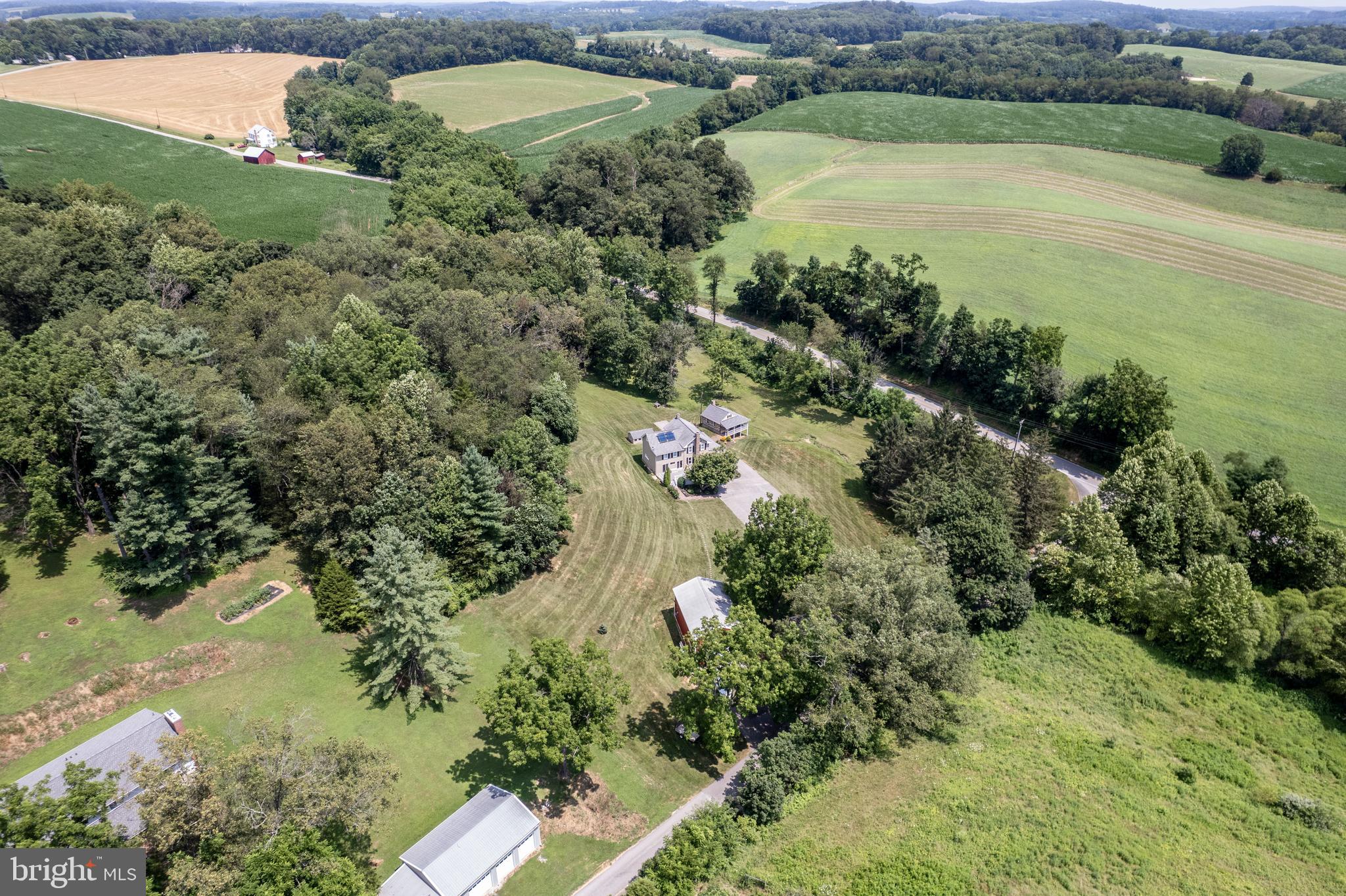 10 Smith Road Westminster, MD 21158 - Photo 7 of 103 Gallery Image 7