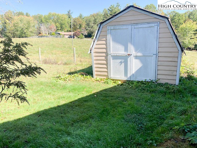 453 Smith Acres Road Ennice, NC 28623 - Photo 3 of 30
