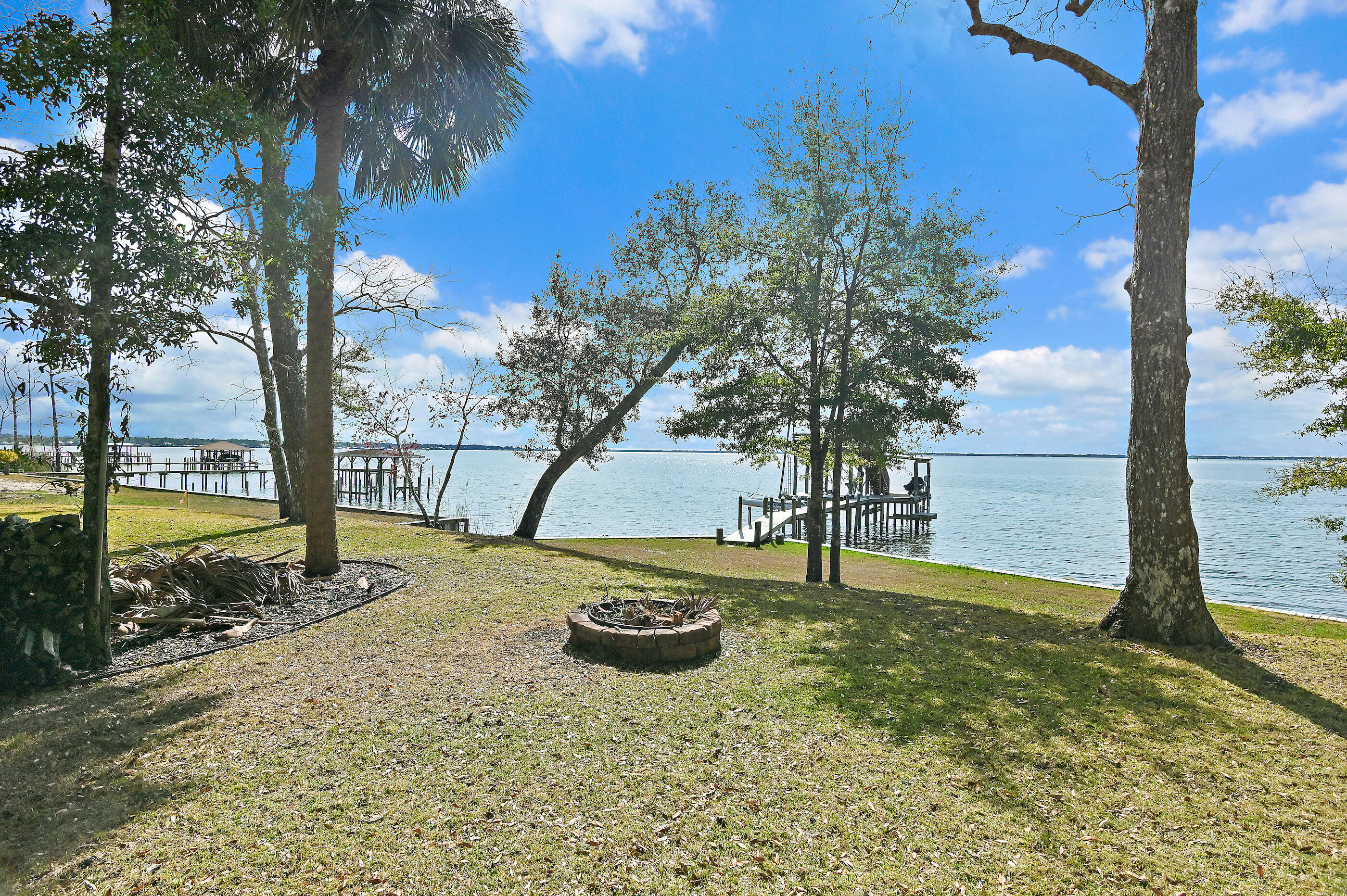 315 Red Barn Road Freeport, FL 32439 - Photo 28 of 63 .