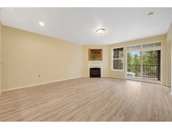 $315,000 | 850 Springtree Lane, West Linn, OR 97068
