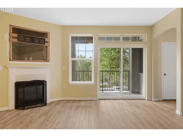 $315,000 | 850 Springtree Lane, West Linn, OR 97068
