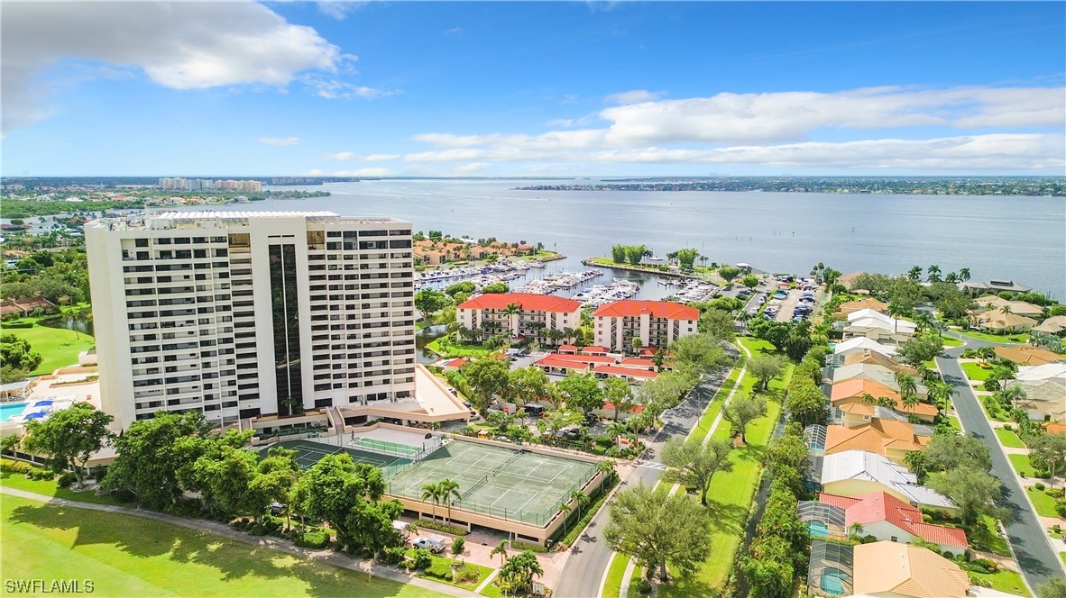 5260 South Landings Dr Unit 605  