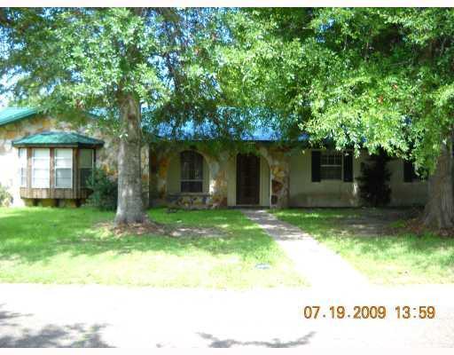 2213 Chestwood Road Gautier, MS 39553 - Photo 1 of 8 Primary Photo