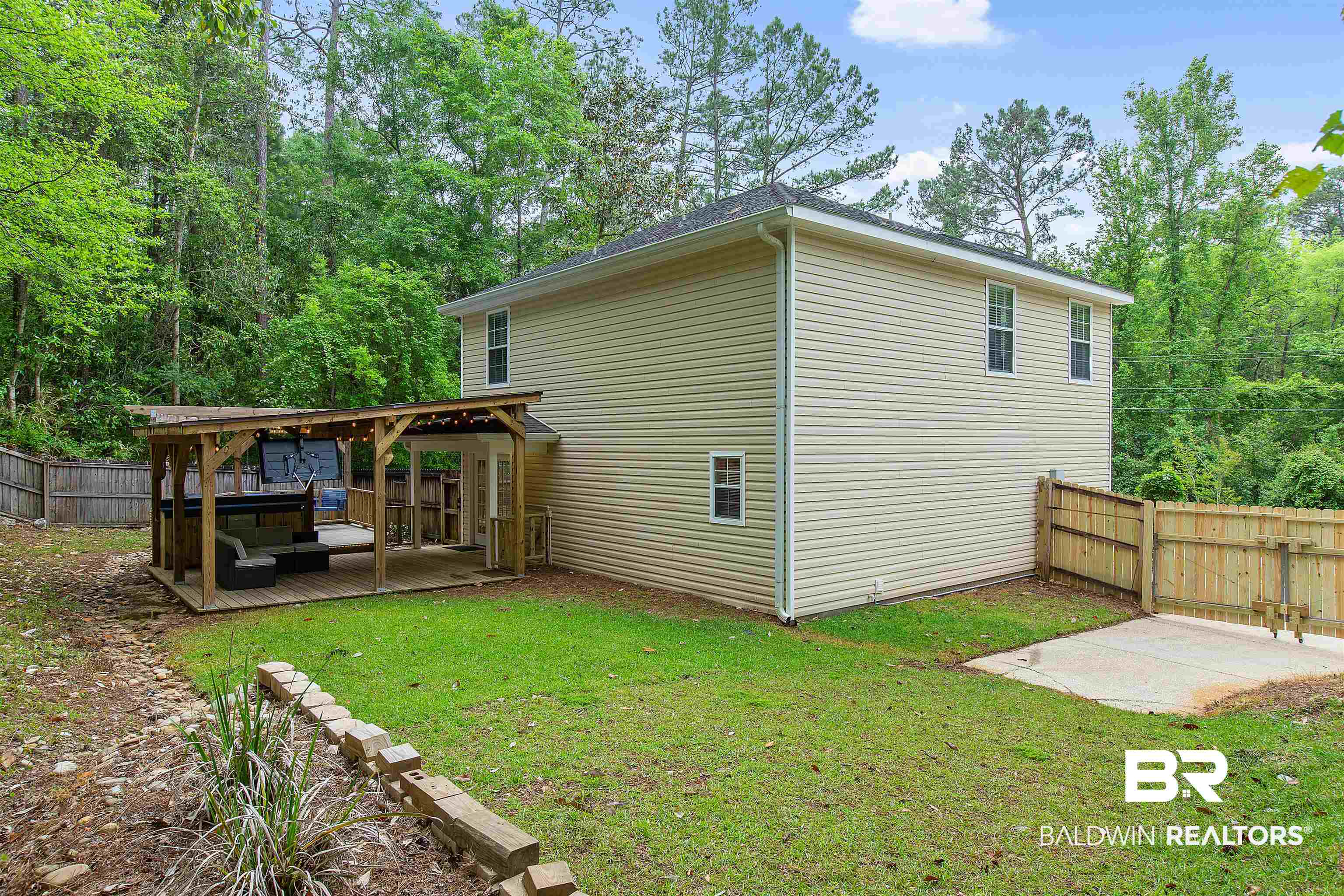 313 Ridgewood Drive Daphne, AL 36526 - Photo 13 of 16 Rear View