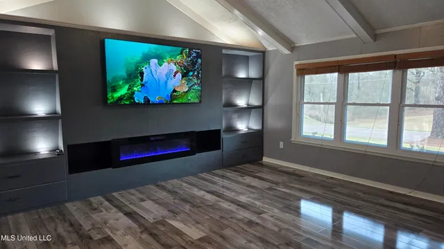 $240,000 | 419 Vicksburg Street, Edwards, MS 39066