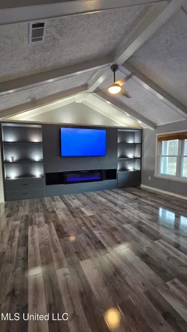 $240,000 | 419 Vicksburg Street, Edwards, MS 39066