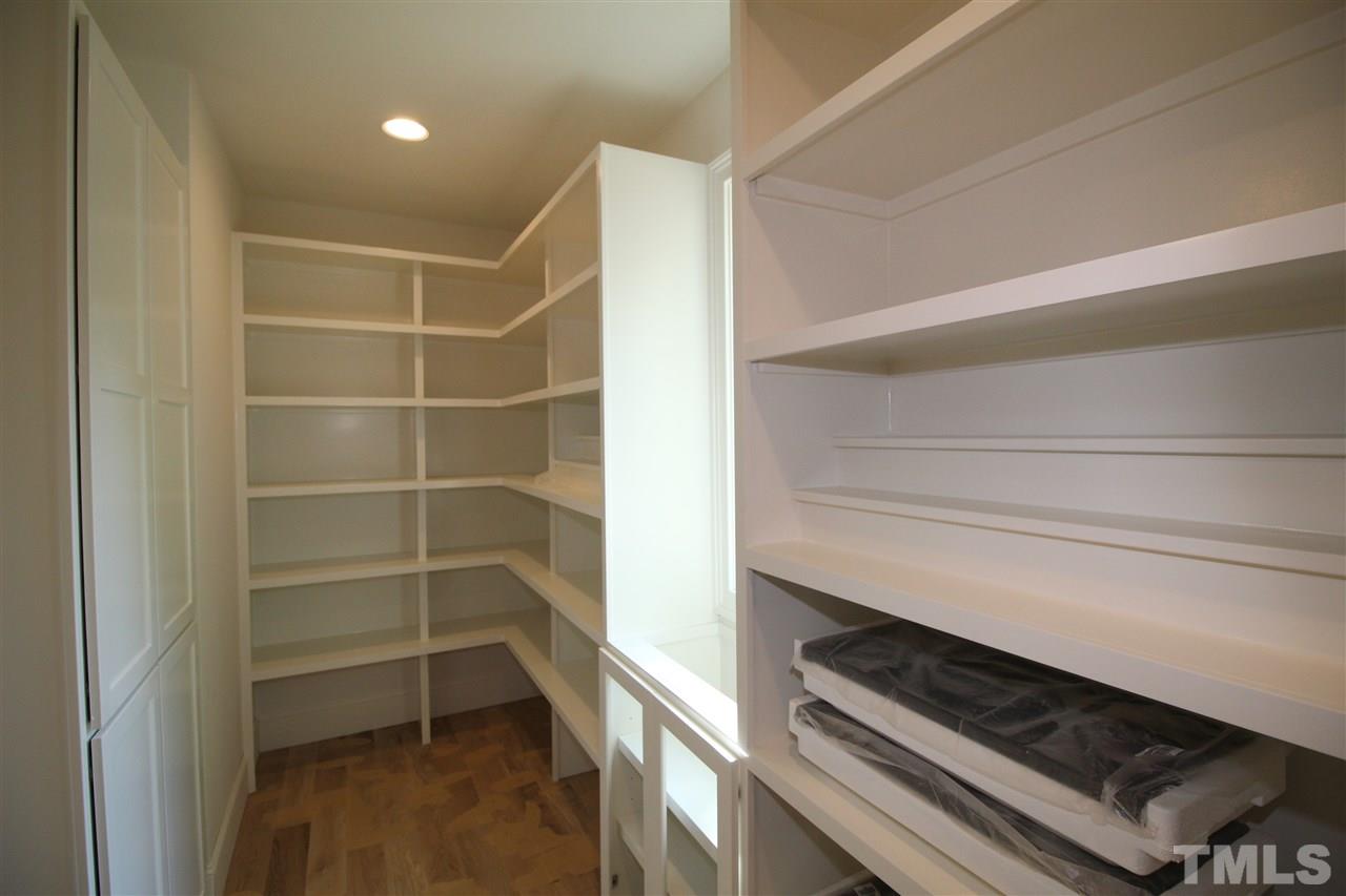 2701 Anderson Drive Raleigh, NC 27608 - Photo 12 of 30
