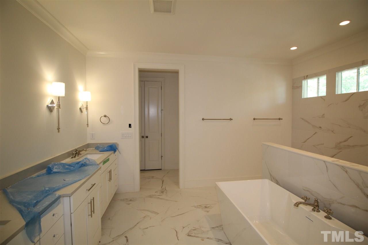 2701 Anderson Drive Raleigh, NC 27608 - Photo 23 of 30