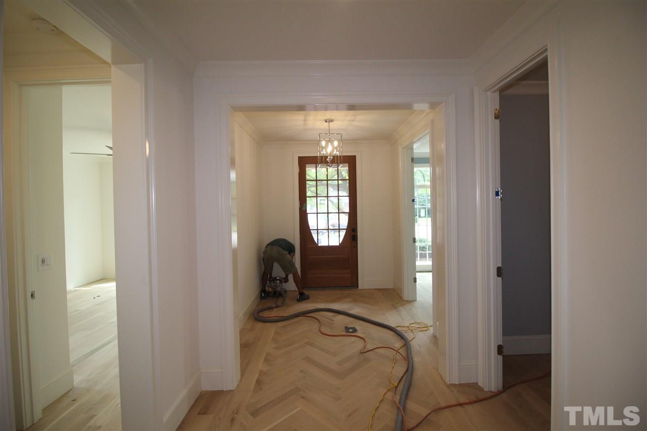 2701 Anderson Drive Raleigh, NC 27608 - Photo 8 of 30
