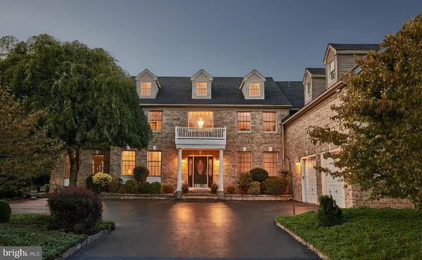 $925,000 | 8 Carney Way, Hamilton, NJ 08620
