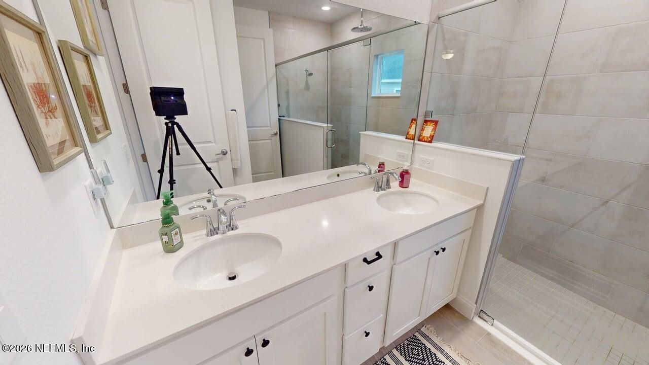 117 Round Robin Run St. Johns, FL 32259 - Photo 16 of 40 Primary Bath