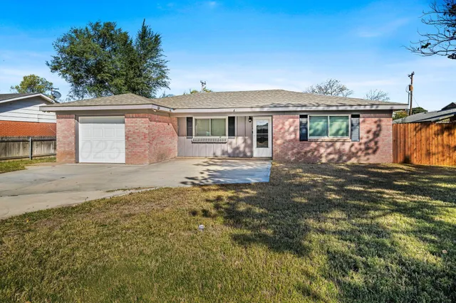 $170,000 | 5208 Hillside Road, Amarillo, TX 79109