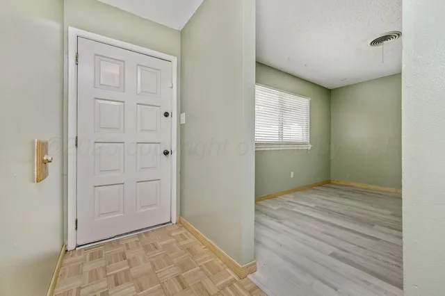 $170,000 | 5208 Hillside Road, Amarillo, TX 79109