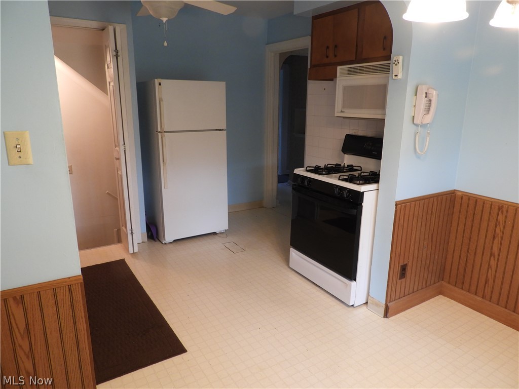 12366 Ridge Road North Royalton, OH 44133 - Photo 5 of 22