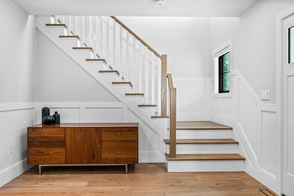 83 Winter Street Lexington, MA 02420 - Photo 14 of 42