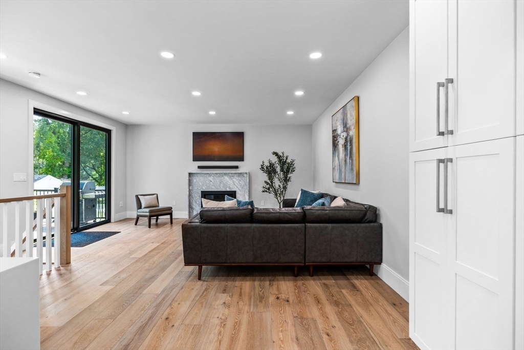 83 Winter Street Lexington, MA 02420 - Photo 3 of 42