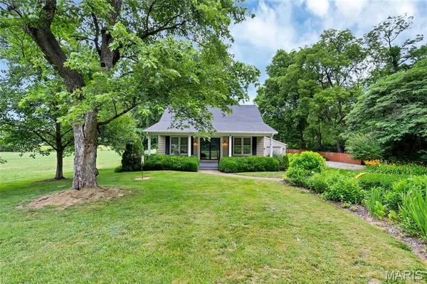 $375,000 | 2049 Mullins Creek Road, Dupo, IL 62239