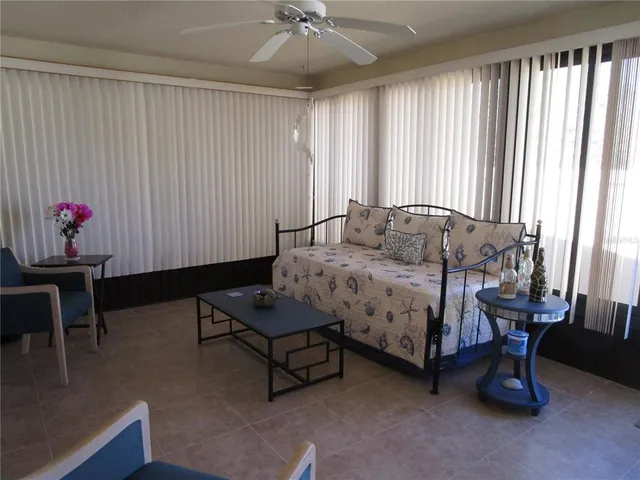 $169,900 | 3968 Sailmaker Lane, Unit 3968, Holiday, FL 34691