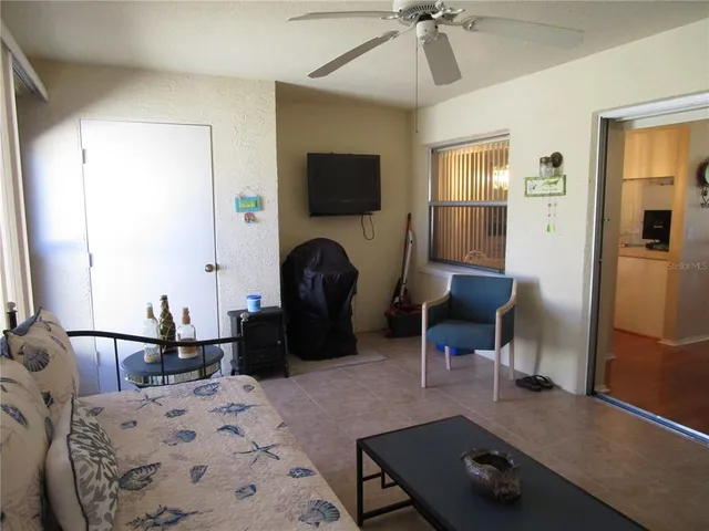 $169,900 | 3968 Sailmaker Lane, Unit 3968, Holiday, FL 34691