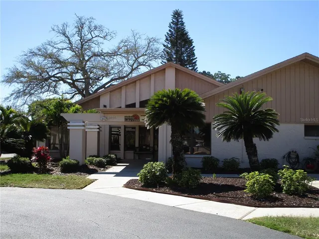 $169,900 | 3968 Sailmaker Lane, Unit 3968, Holiday, FL 34691