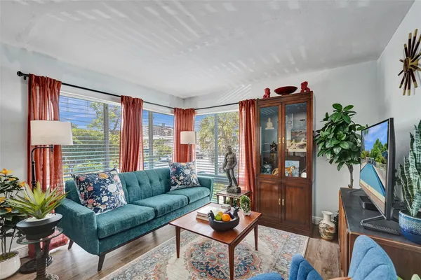 $190,000 | 1055 Southeast 15th Street, Unit 14C, Fort Lauderdale, FL 33316