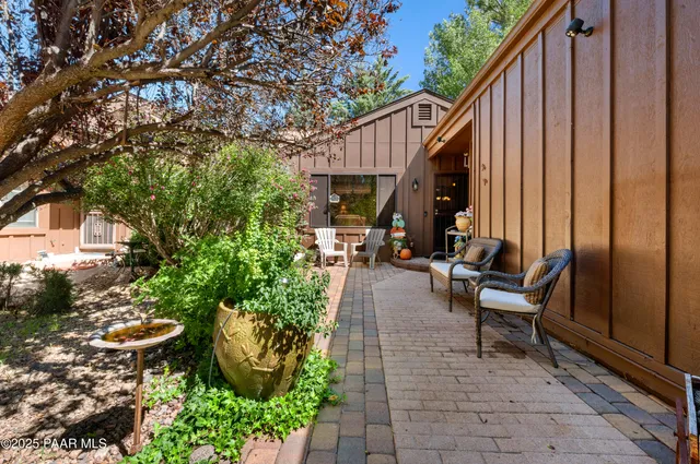 a view of outdoor space yard and patio