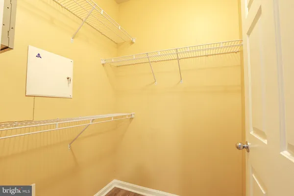 $2,100 | 5123 A Travis Edward Way, Unit A, Centreville, VA 20120