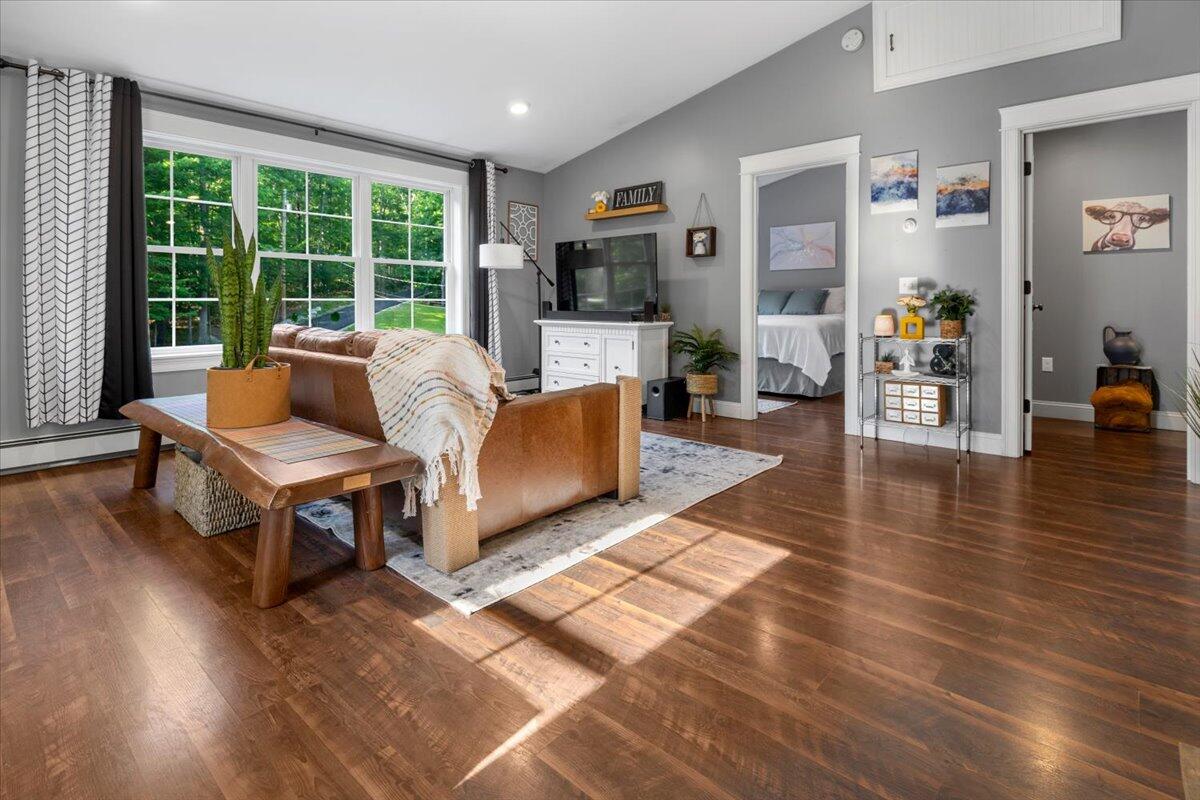 127 North Raymond Road Gray, ME 04039 - Photo 12 of 34 12-127 N Raymond Rd, ME, 04039-26