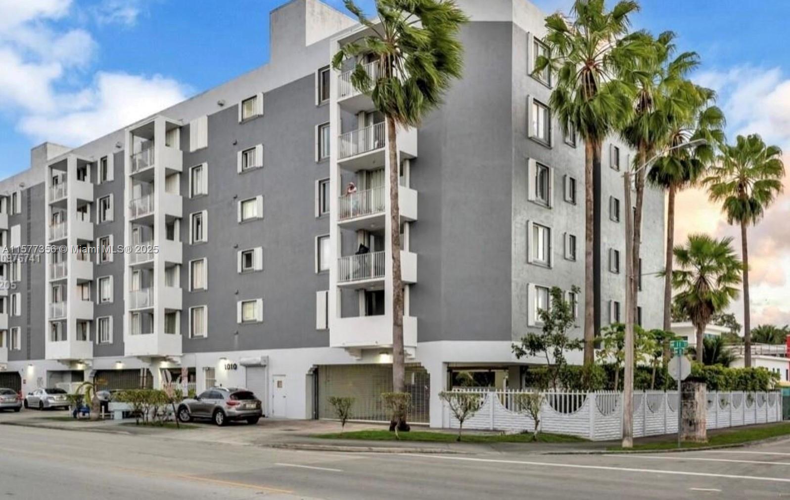 1010 Northwest 11th Street, Unit 601 Miami, FL 33136 - Photo 21 of 35 a front view of a building with street view