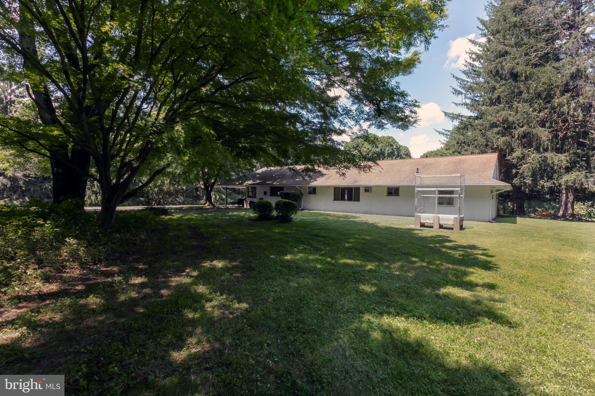 825 Crum Creek Road Springfield, PA 19064 - Photo 5 of 24 Gallery Image 5