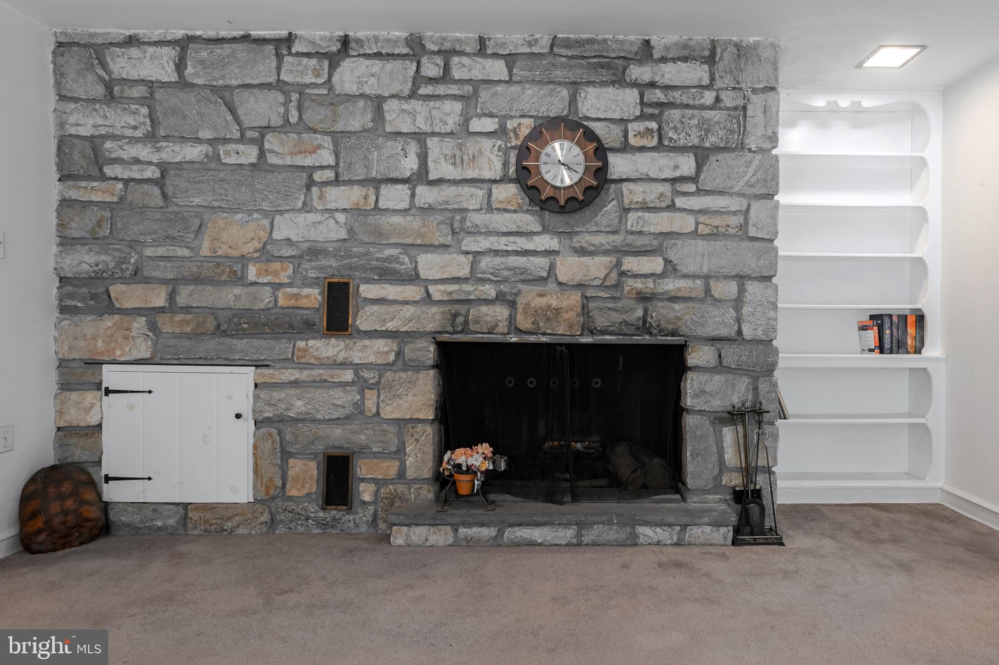 825 Crum Creek Road Springfield, PA 19064 - Photo 8 of 24 Gallery Image 8
