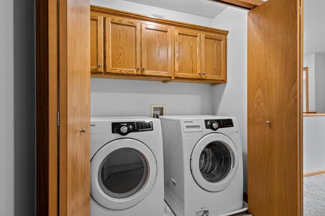 $215,000 | 301 Roosevelt Street South, Unit G, Cambridge, MN 55008