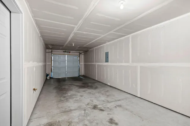 $215,000 | 301 Roosevelt Street South, Unit G, Cambridge, MN 55008